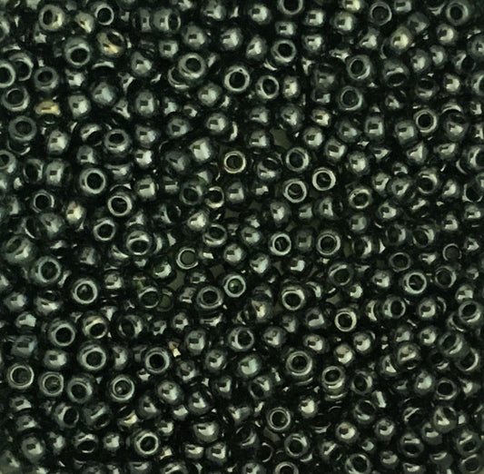 Toho Seed Beads size 11/0 Olivine Transparent Luster TRD-119